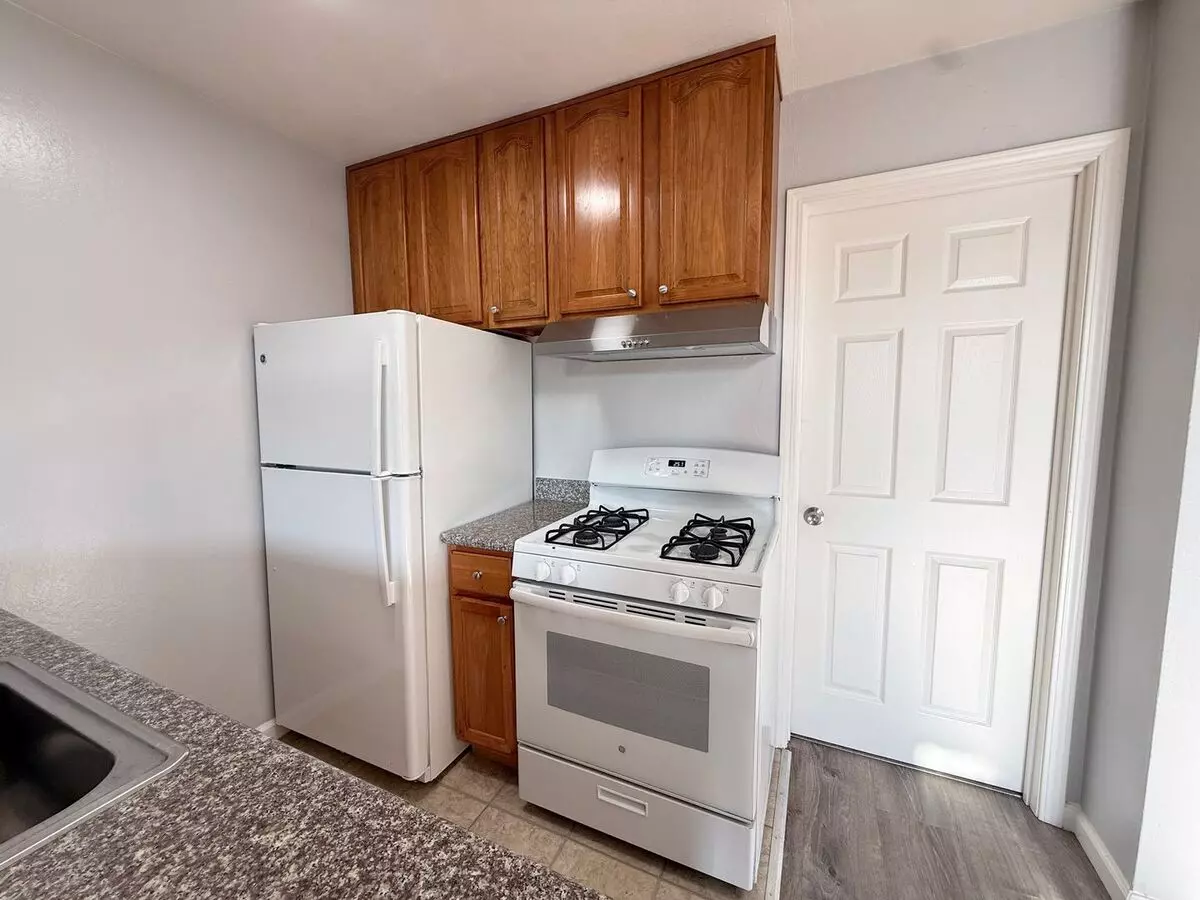 Tahoe Terrace Apartments photo 4