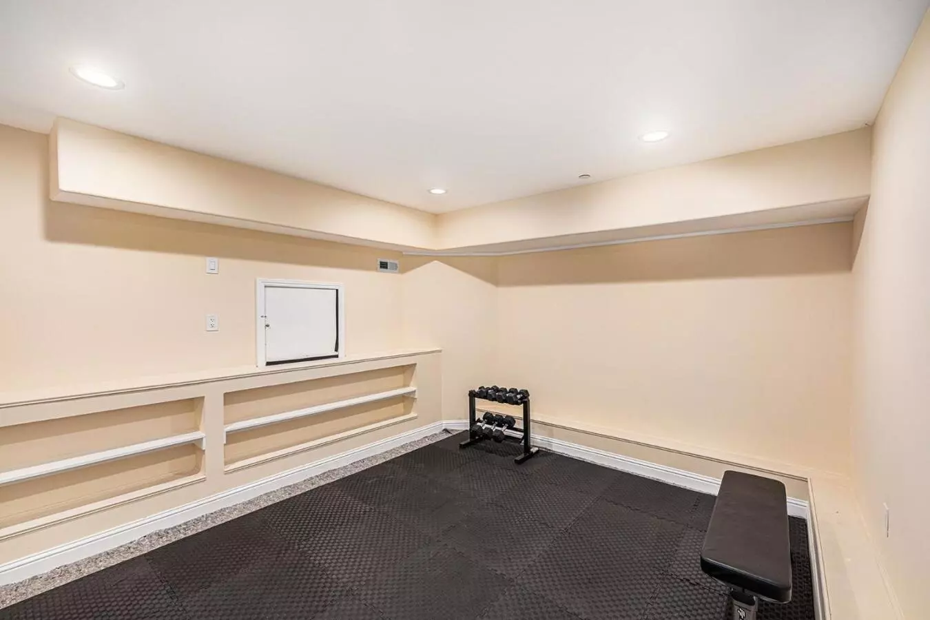 2531 Wallace Street, Oakland, CA 94606 photo 3