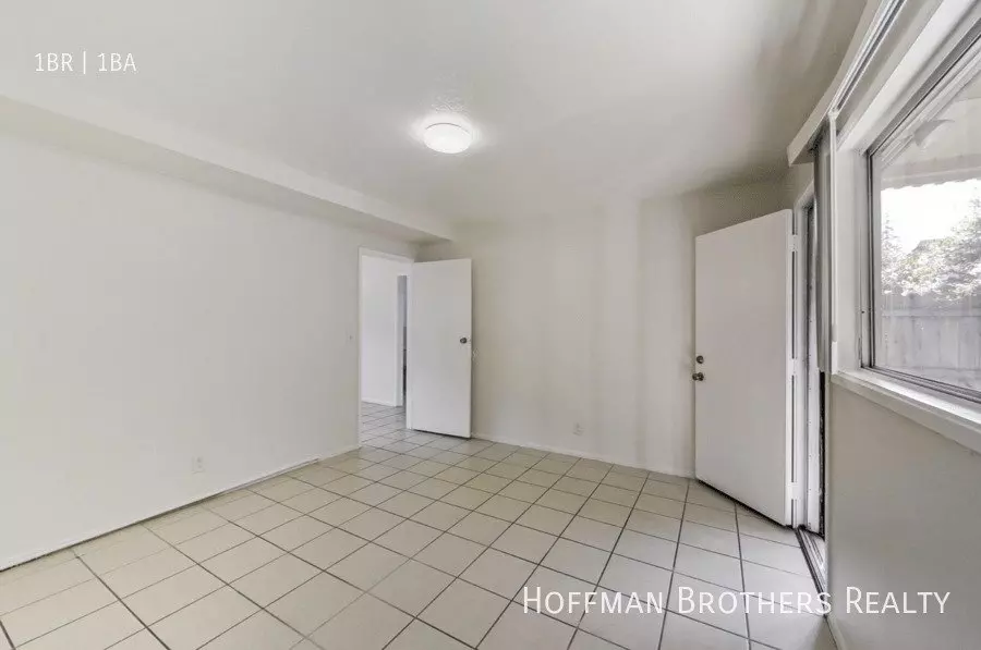2556 East 16th Street, Oakland, CA 94601 photo 4
