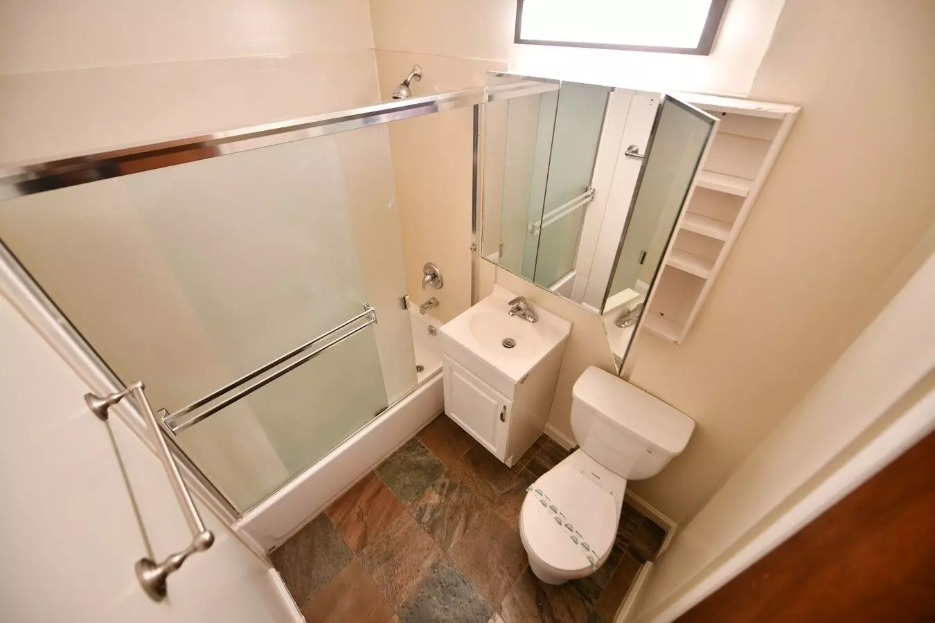 268 Vernon Street, Oakland (Apartment) photo 3