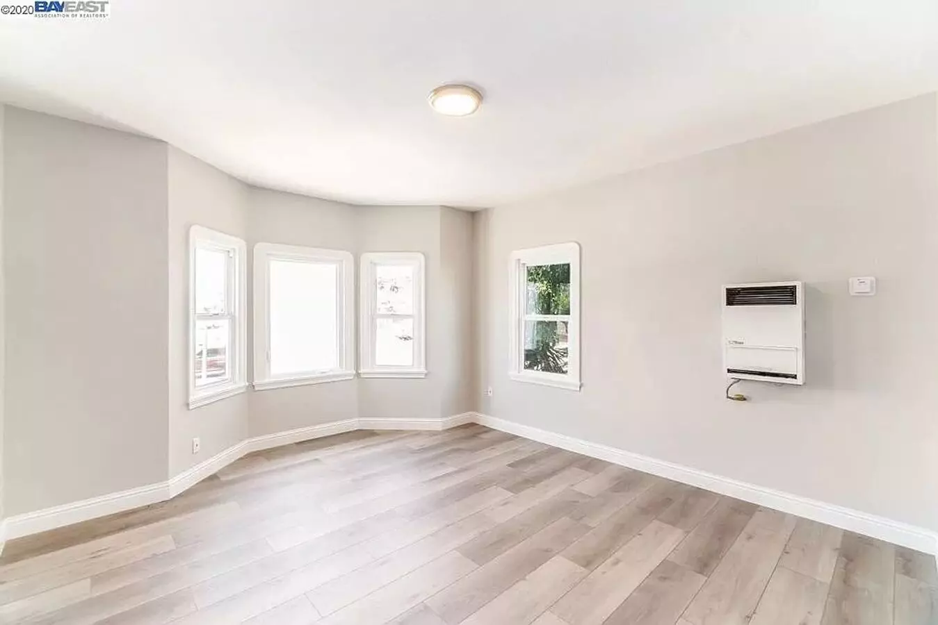 2684 73rd Avenue (1086r) photo 4