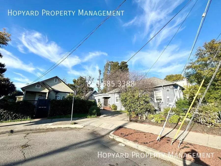 2805 Humboldt Avenue, Oakland, CA 94602 photo 2