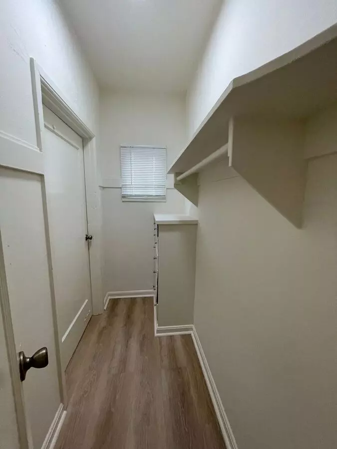 2915 Martin Luther King Jr Way, Oakland, CA 94609 photo 2