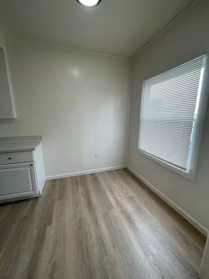 2915 Martin Luther King Jr Way, Oakland, CA 94609 photo 4