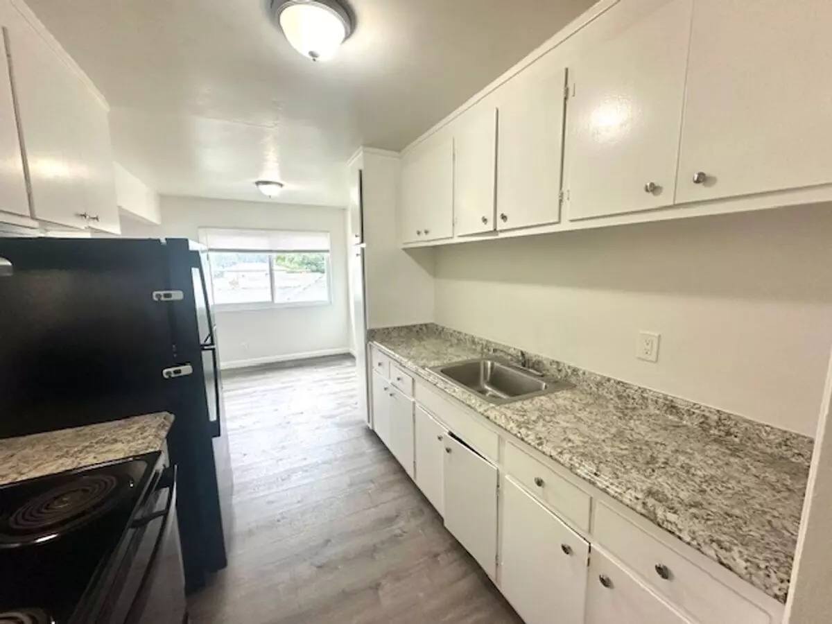 3060 Logan Street, Oakland, CA 94601 photo 5