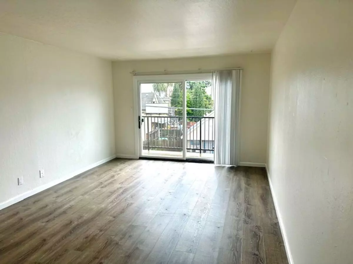 3060 Logan Street, Oakland, CA 94601 photo 4