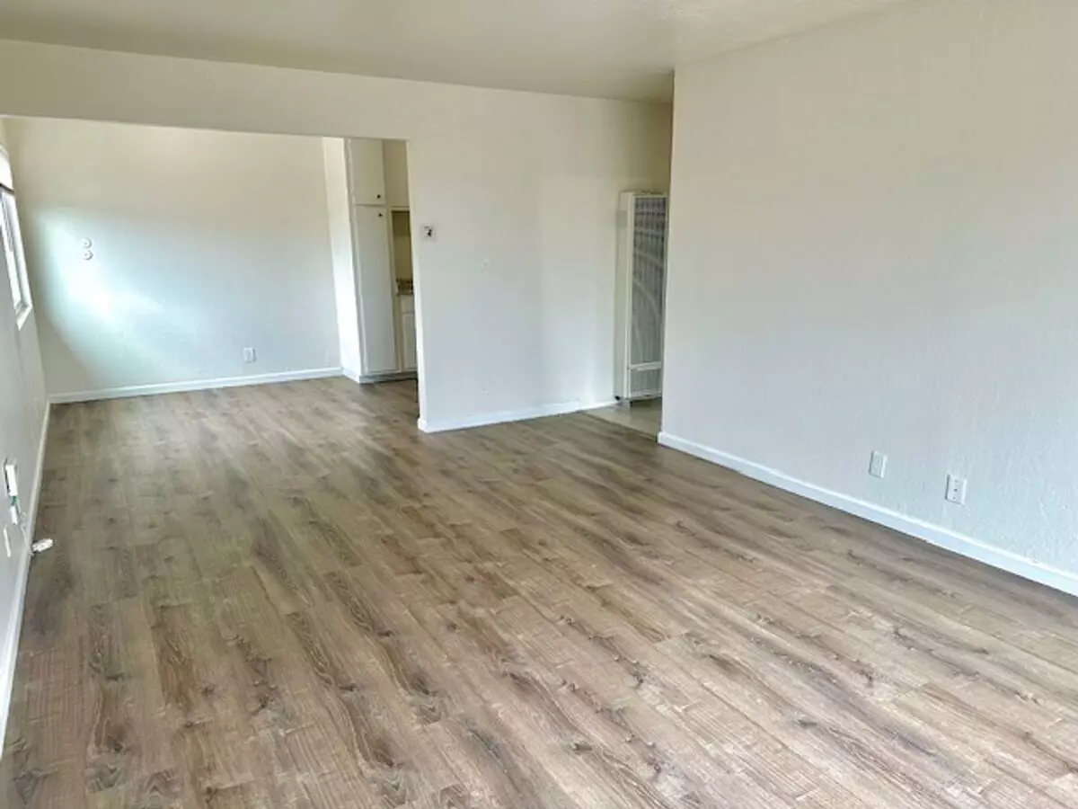 3060 Logan Street, Oakland, CA 94601 photo 3
