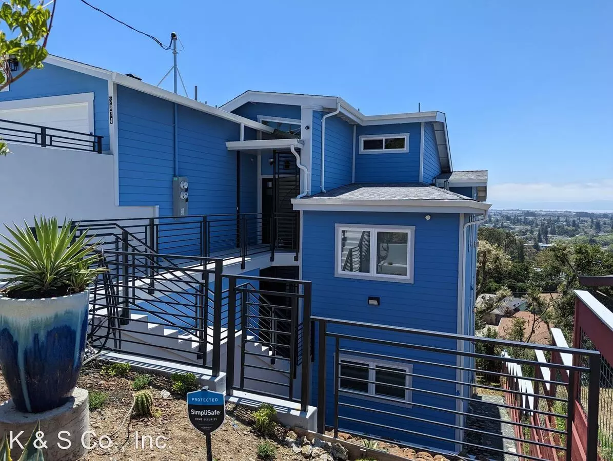 3072 Malcolm Avenue, Oakland, CA 94605 photo 4