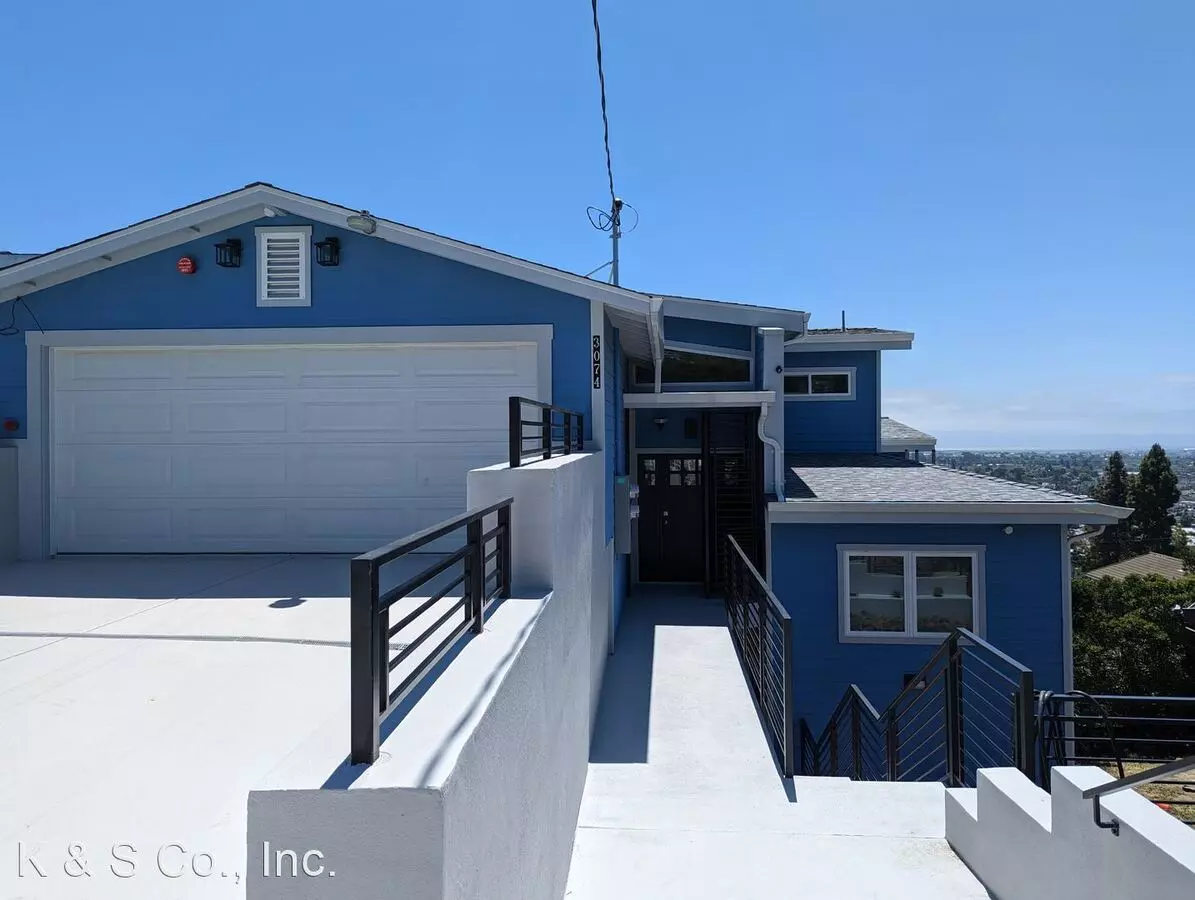 3072 Malcolm Avenue, Oakland, CA 94605 photo 3
