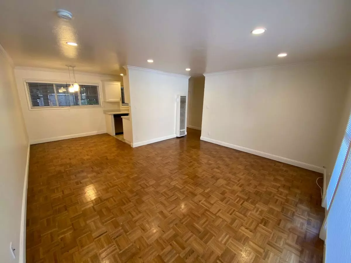311 Lester Ave, Oakland (Apartment) photo 5