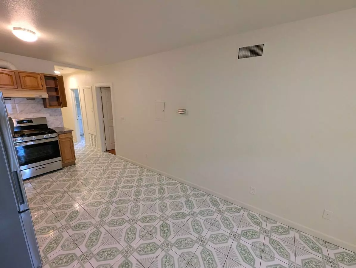320 Peralta Street, Oakland, CA 94607 photo 4