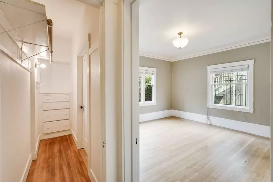 333 Park View Terrace, Oakland, CA 94610 photo 4