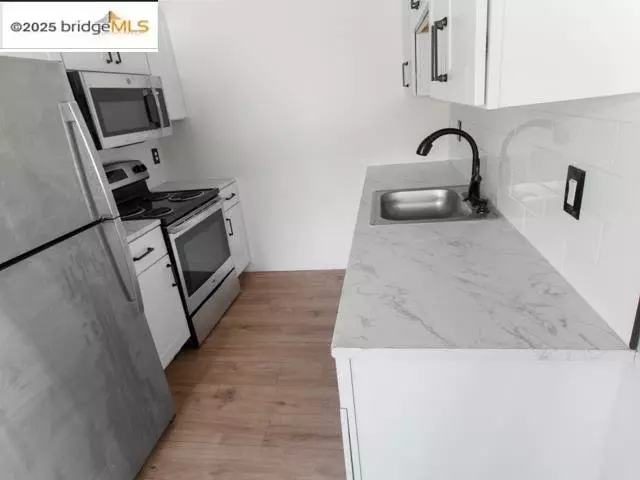 3430 64th Avenue Place, Oakland, CA 94605 photo 3