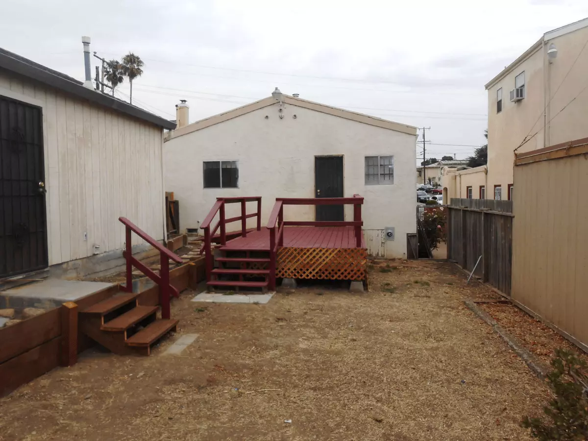 3507 69Th Ave photo 4