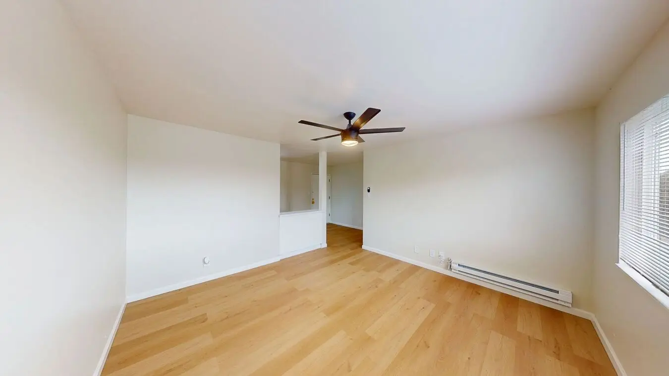 Dimond Apartments photo 2