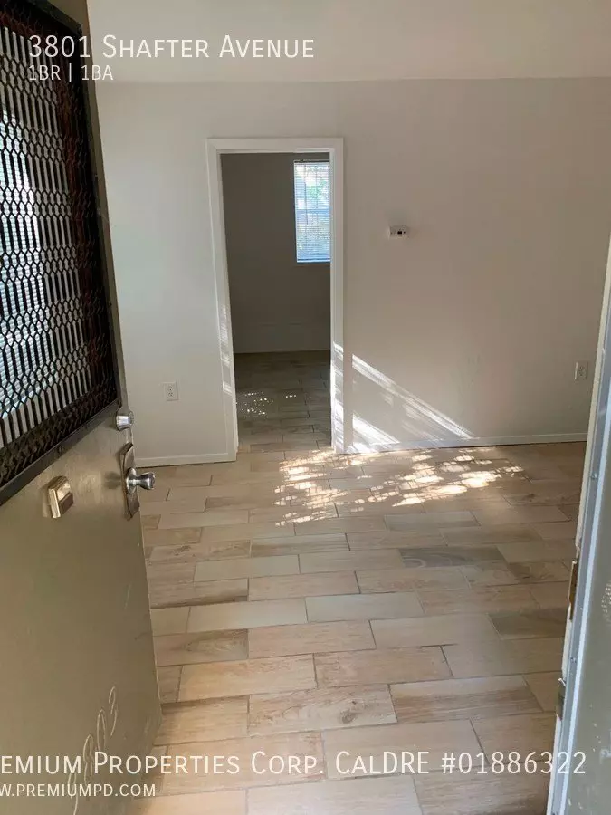 3801 Shafter Avenue, Oakland, CA 94609 photo 2