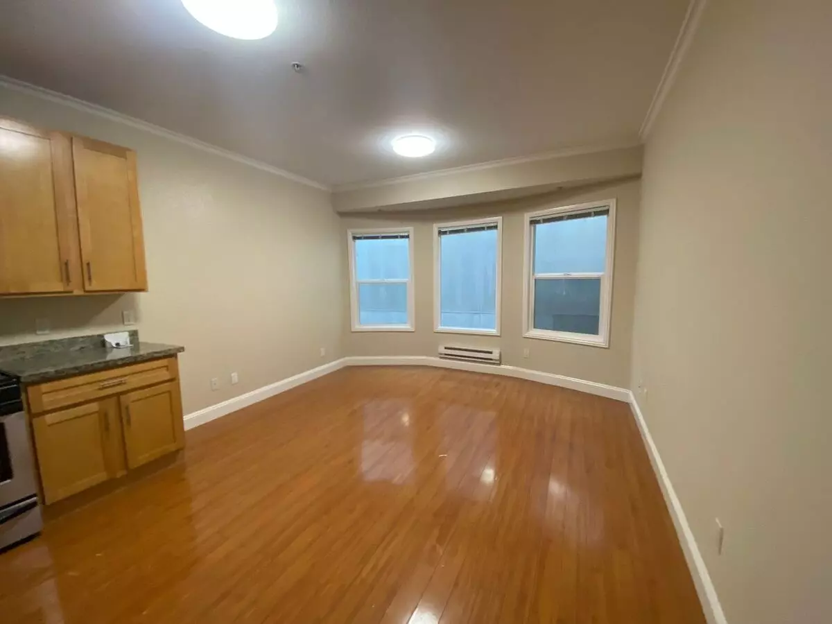 3833T - 3833 Telegraph Avenue photo 2