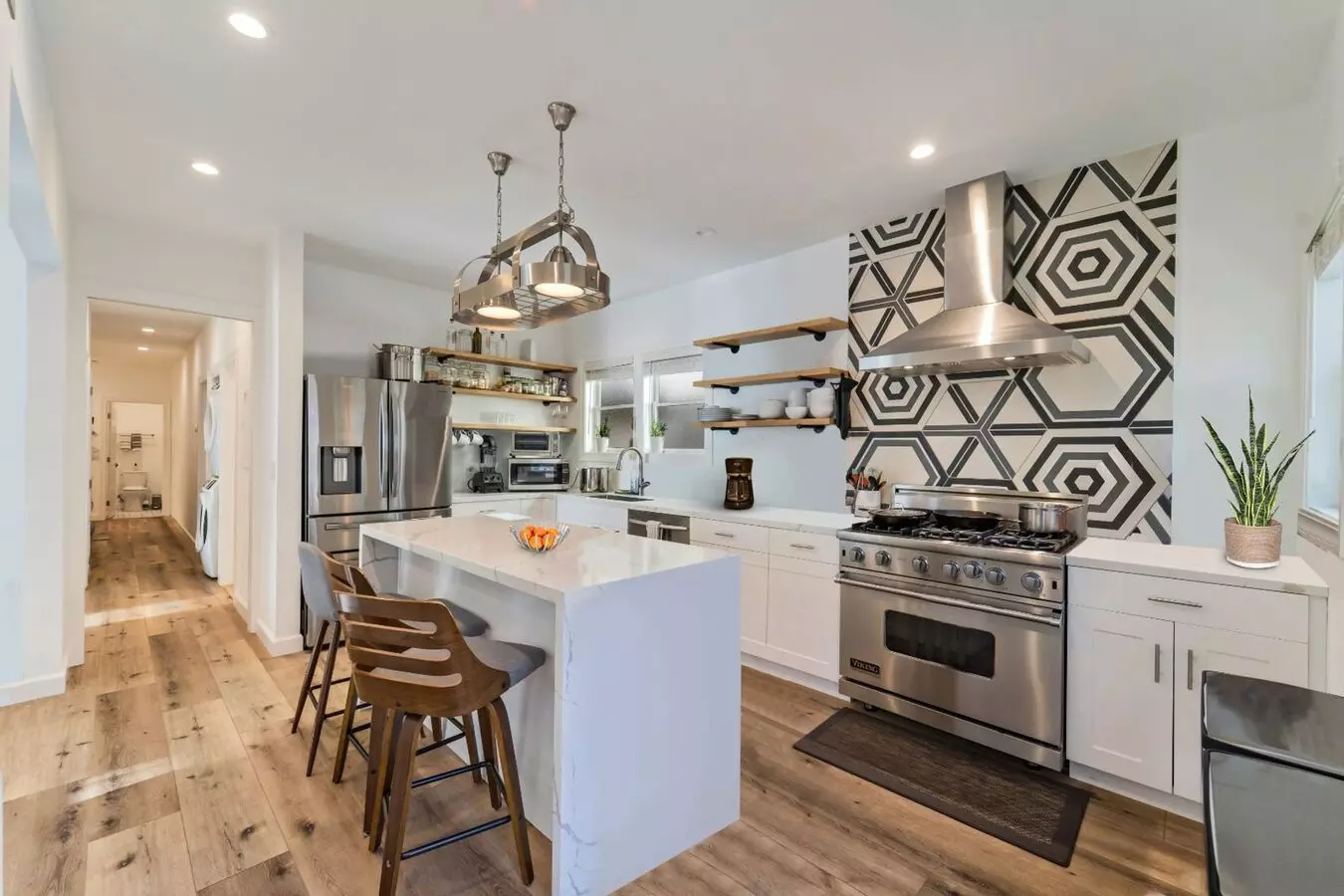 ***THIS LISTING IS FOR A ROOM IN A COLIVING COMMUNITY*** photo 3