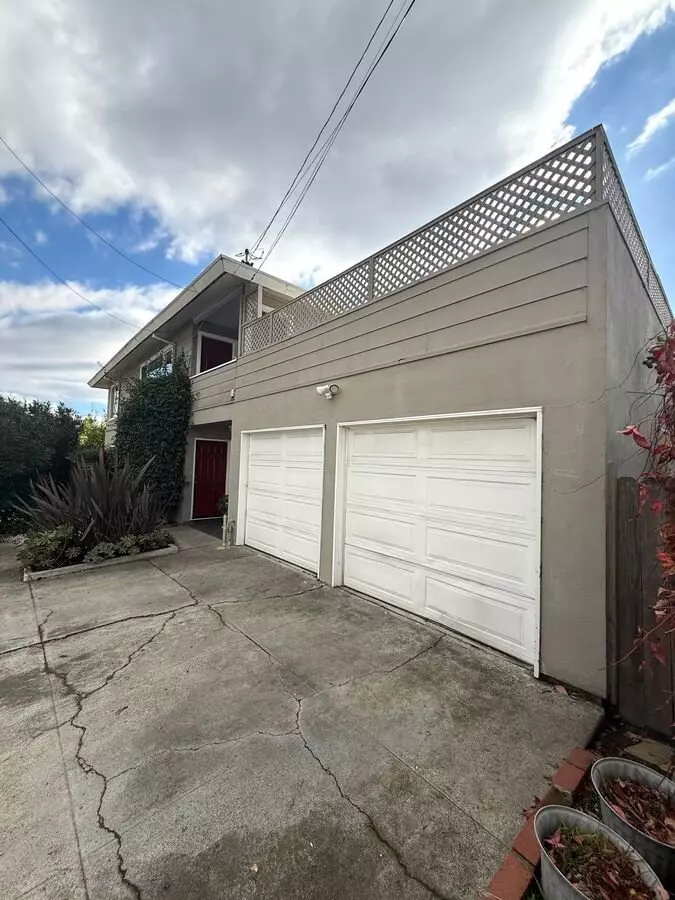 4115-4117 Walnut Street, Oakland, CA 94619 photo 2