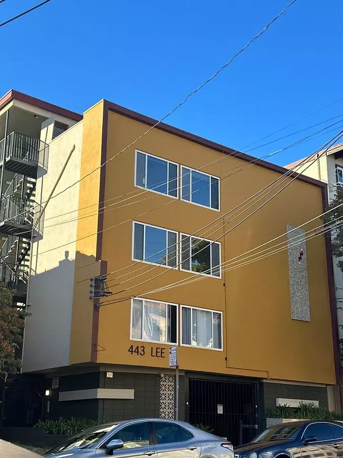 443 Lee St photo 2
