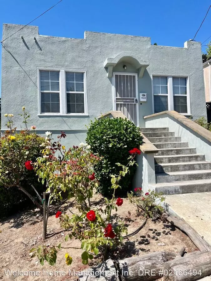 4533 Pampas Avenue, Oakland, CA 94619 photo 2