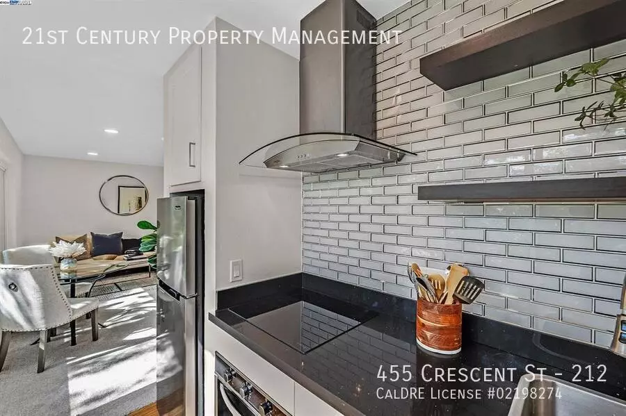455 Crescent Street, Oakland, CA 94610 photo 3