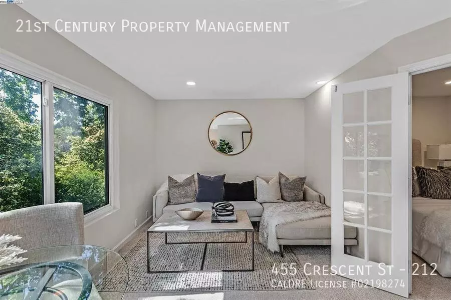 455 Crescent Street, Oakland, CA 94610 photo 5