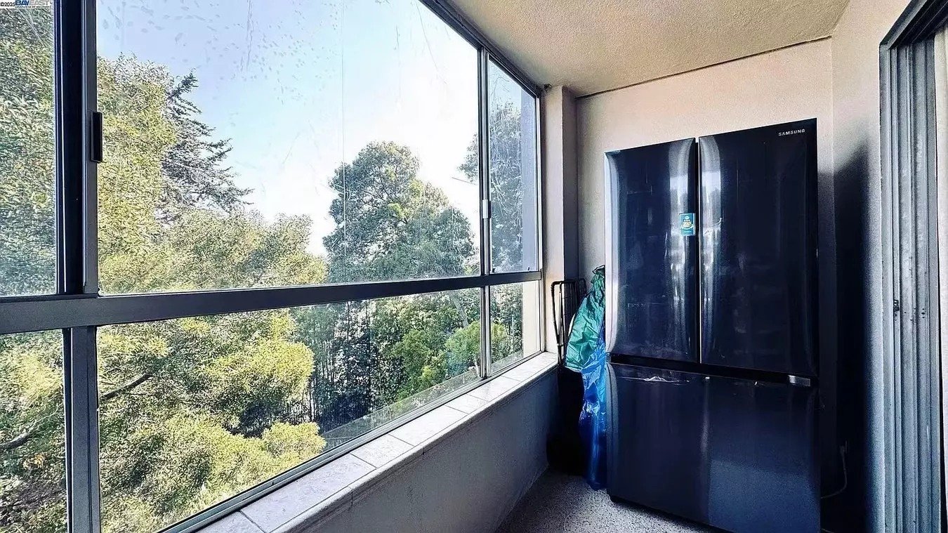 466 Crescent Street, #114 photo 5