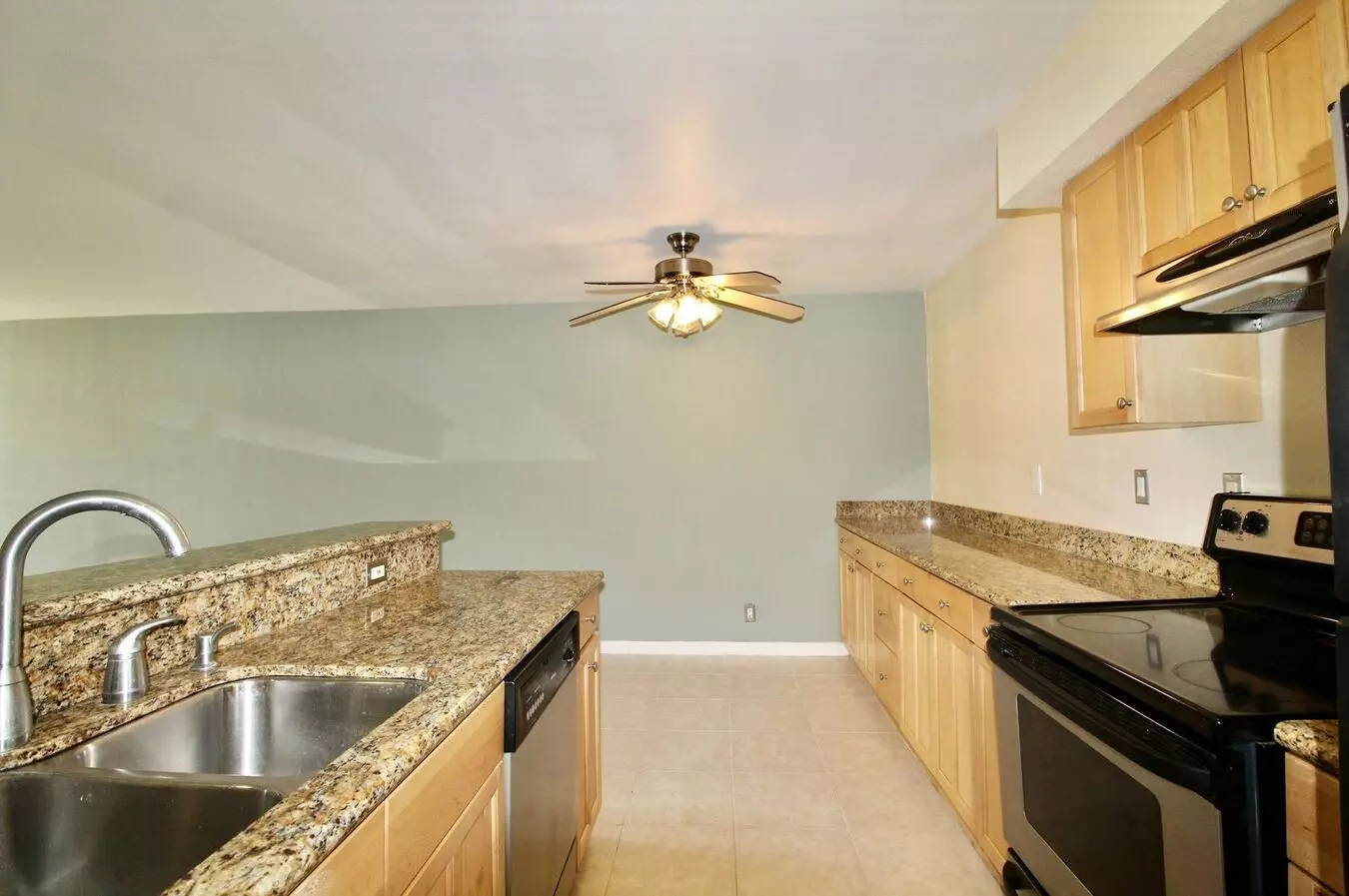 466 Crescent Street, #114 photo 2