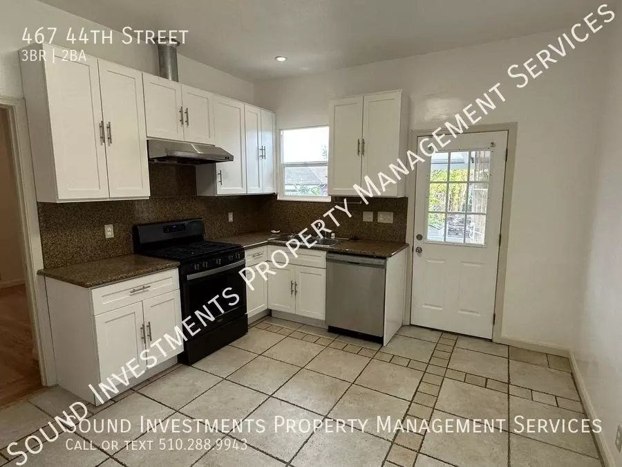 467 44th Street, Oakland, CA 94609 photo 2