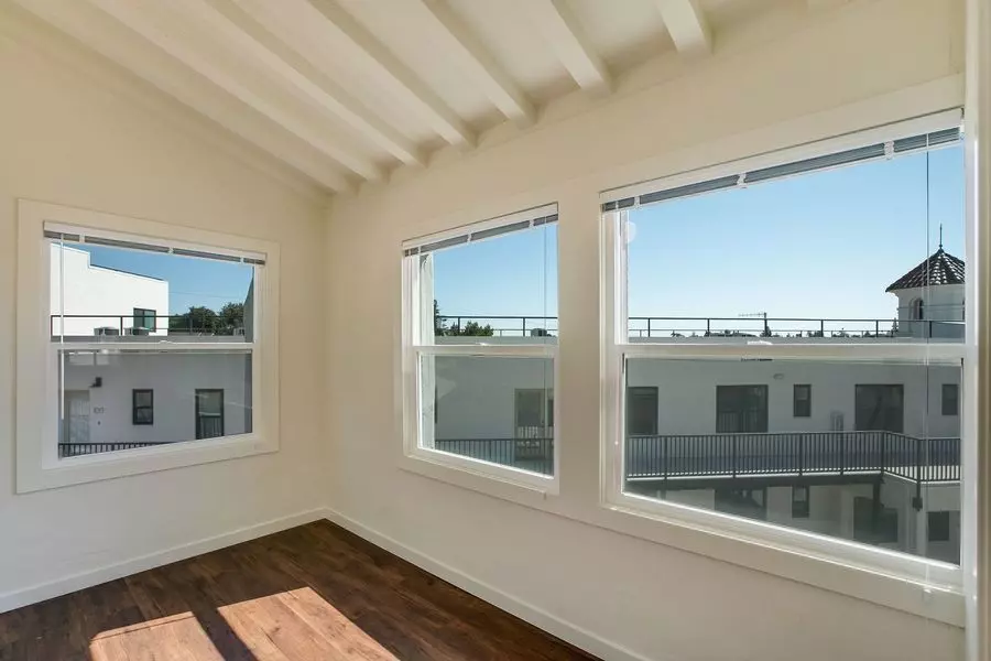 4721 Fair Avenue, Oakland, CA 94619 photo 2