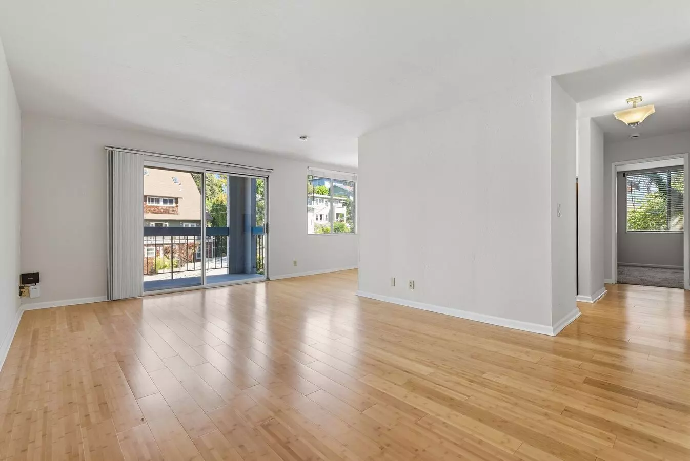 475 Weldon Ave. photo 4