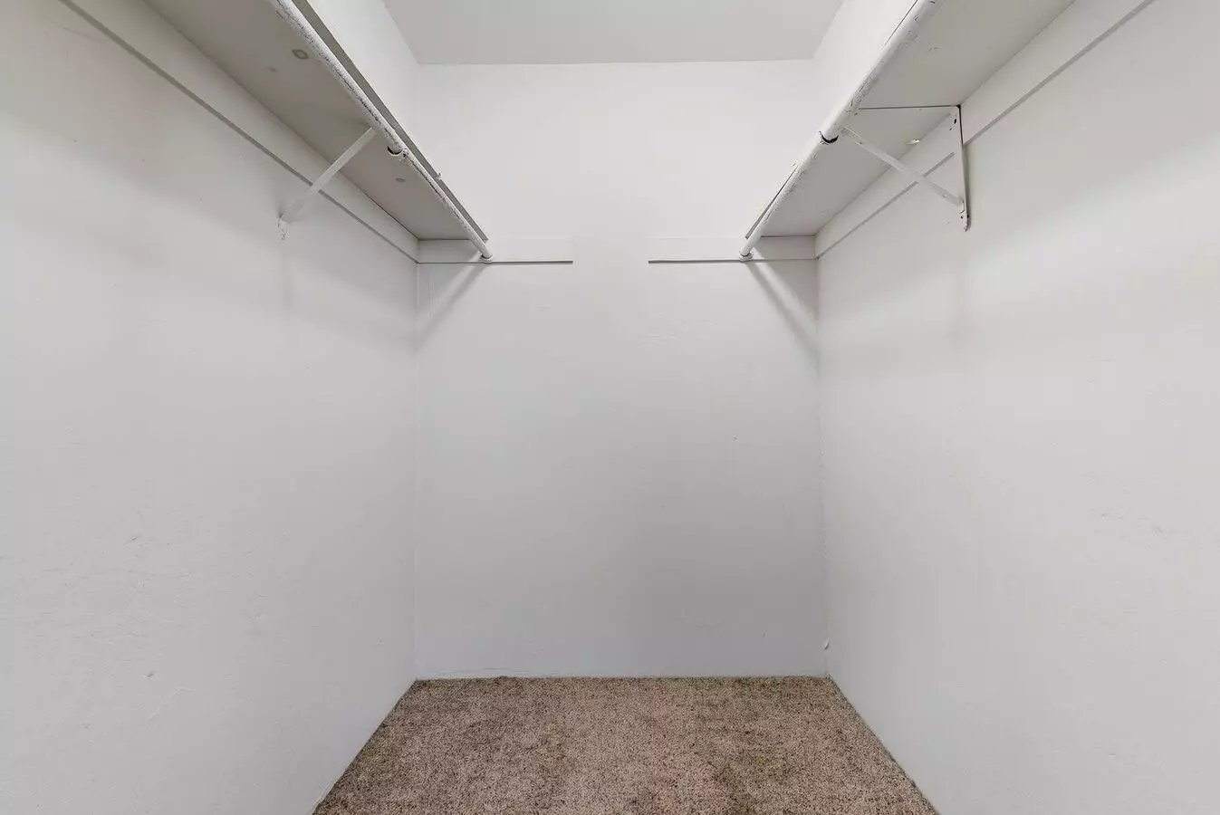 475 Weldon Ave. photo 5