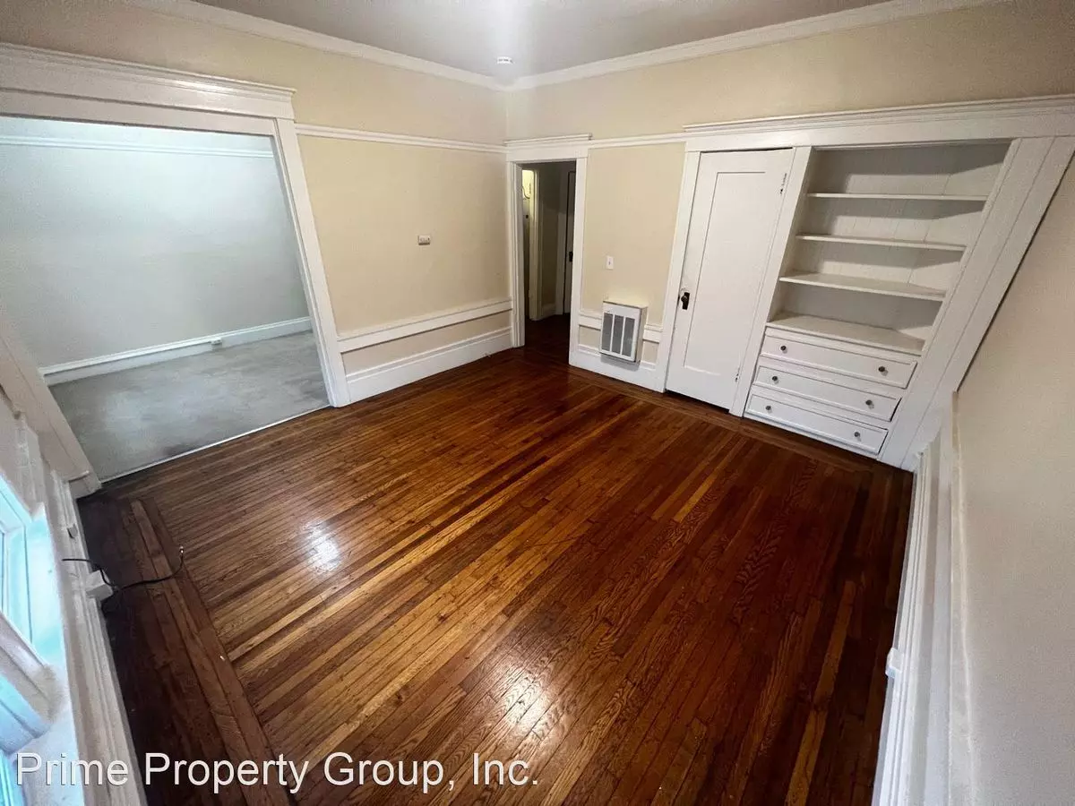 The 40th Street Apartments photo 2