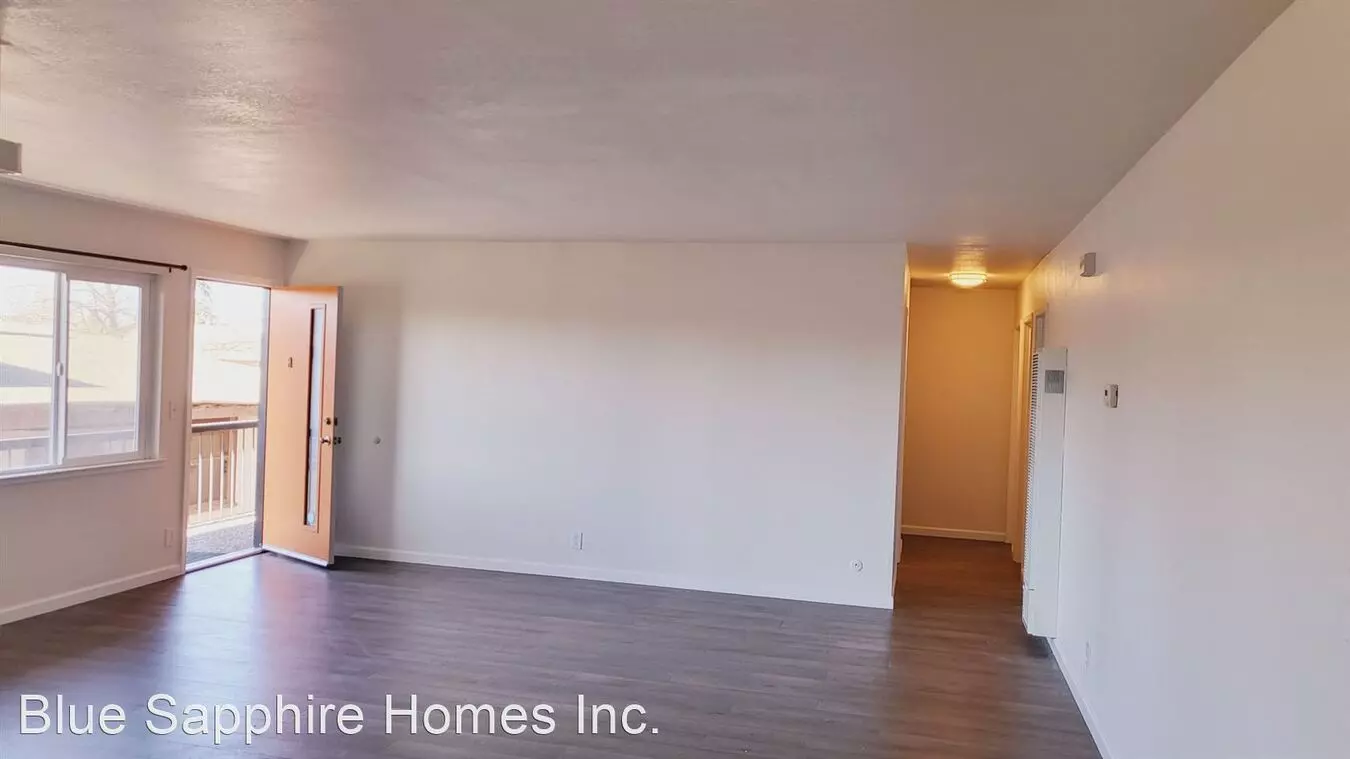 5230 Coronado Ave photo 2