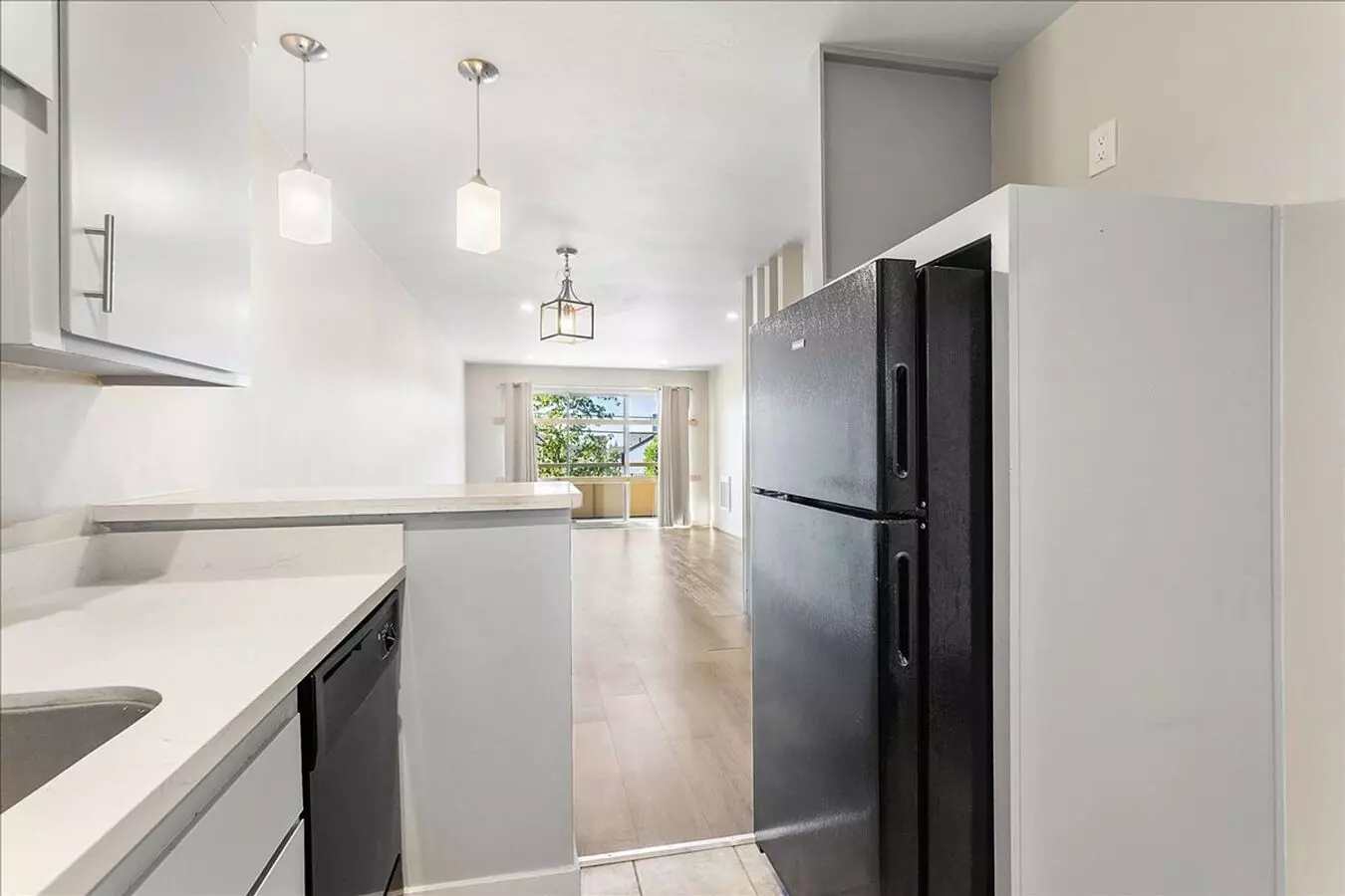 528 Merritt Ave, Oakland (Apartment) photo 5