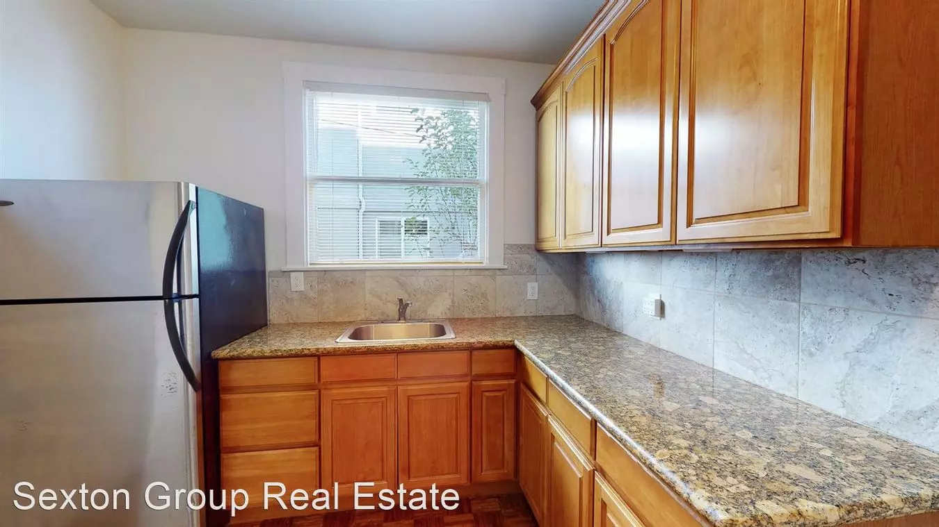 5385 Broadway, LLC photo 4