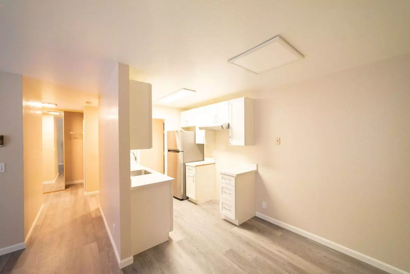Beacon Hill Apartments photo 2
