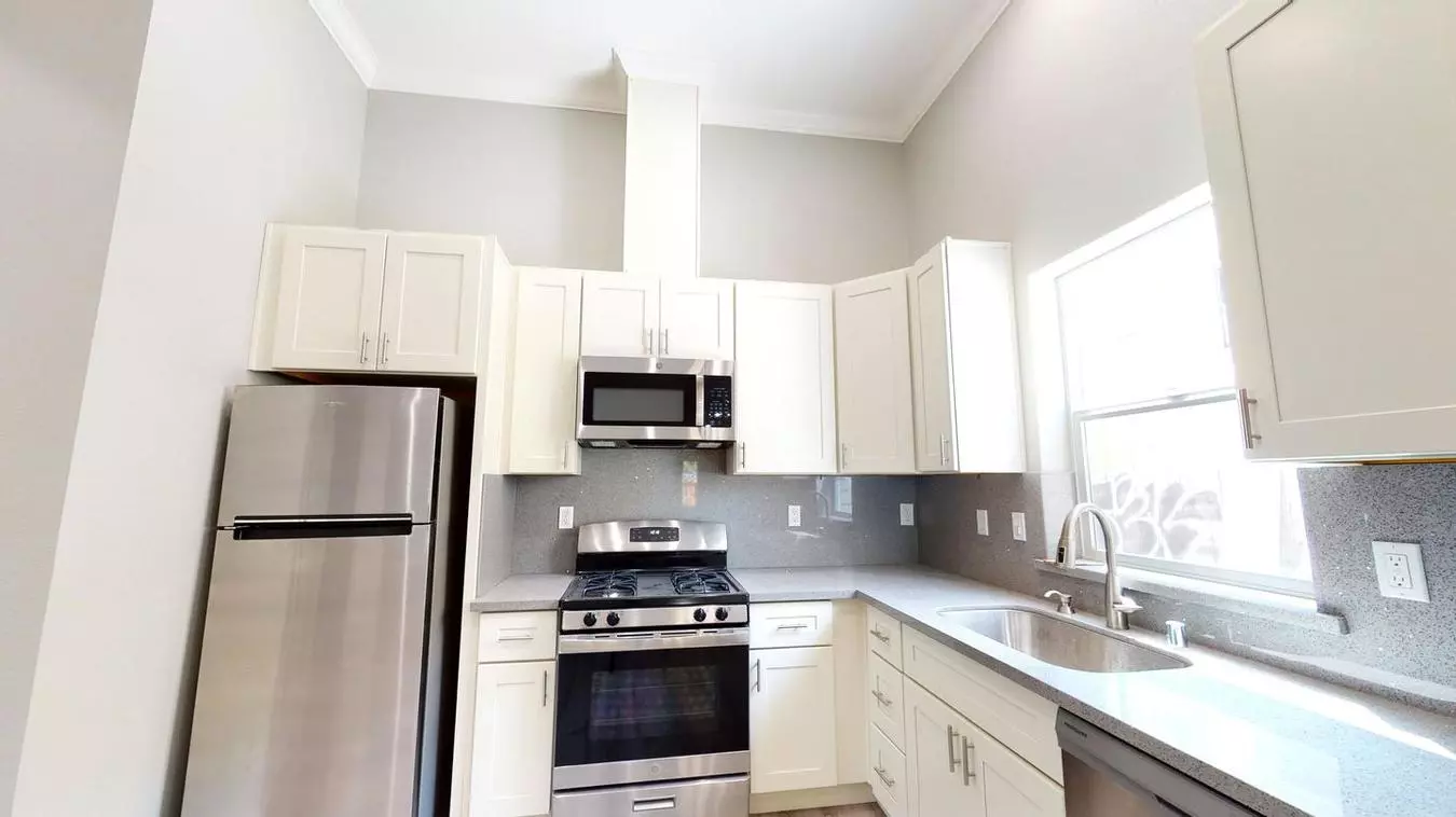 605 57th Street, Oakland, CA 94609 photo 4