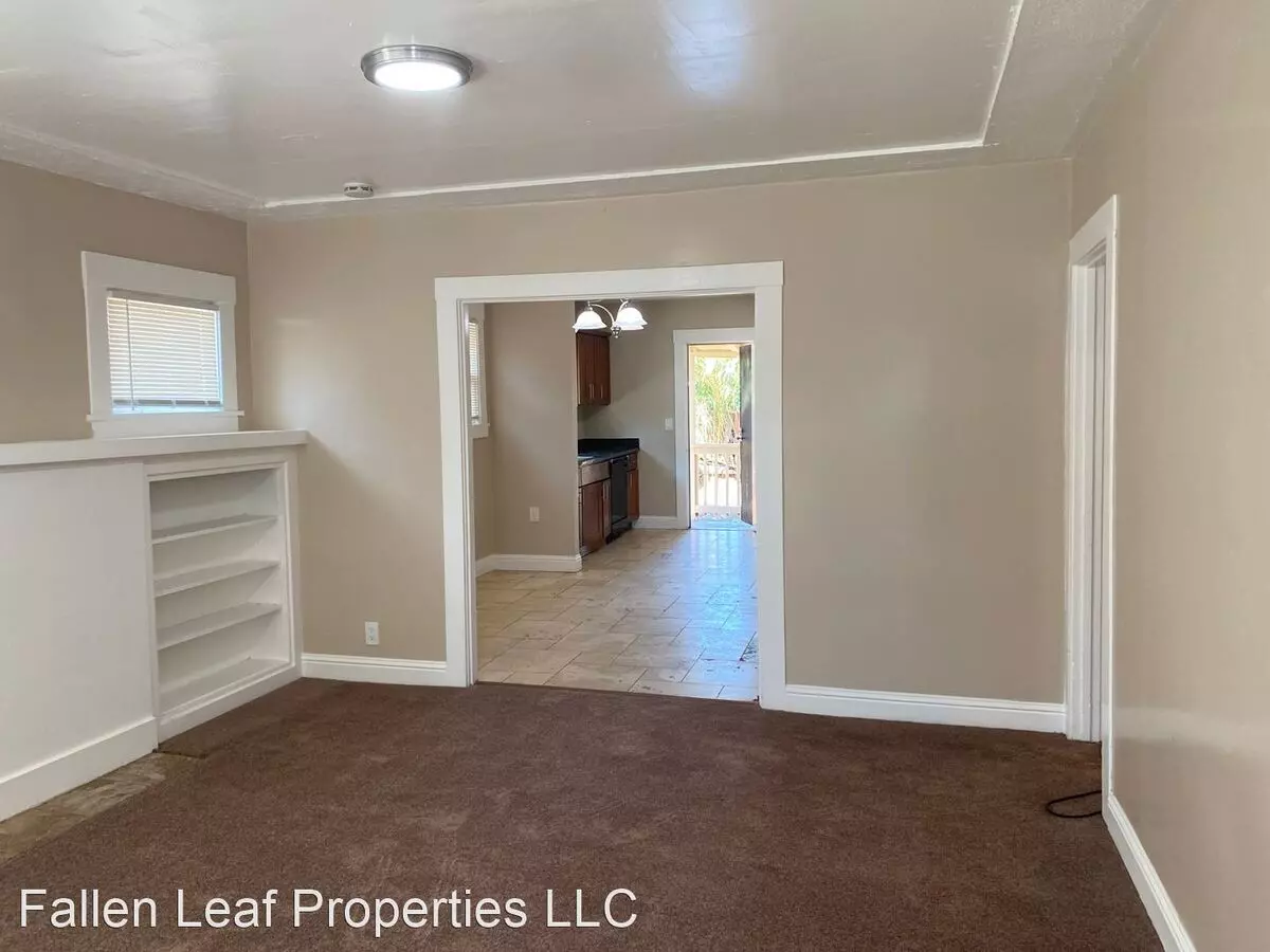 6115 Harmon Ave photo 2
