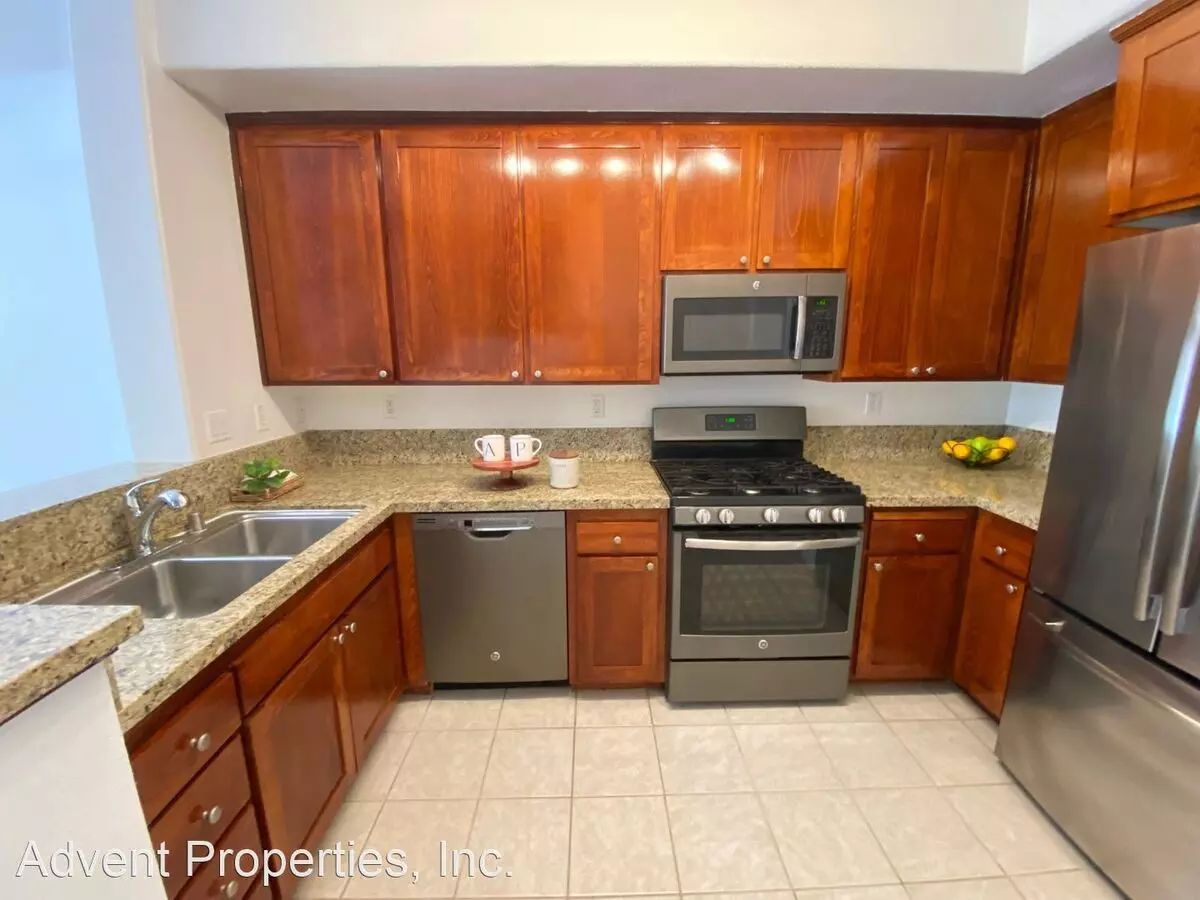6123 Old Quarry Loop, Oakland, CA 94605 photo 5