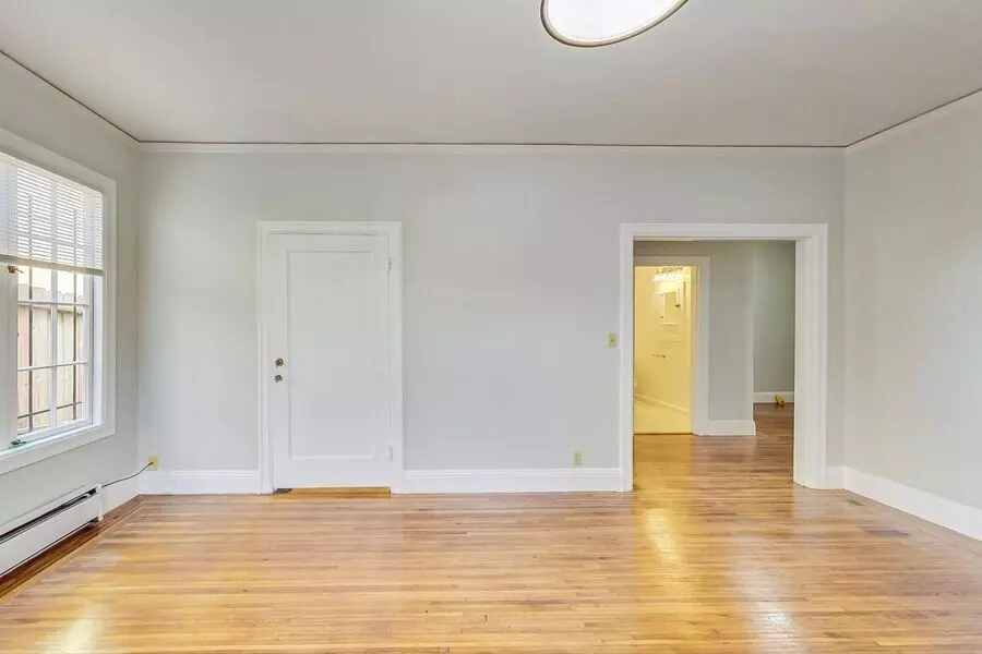 690 Montclair Avenue, Oakland, CA 94610 photo 5