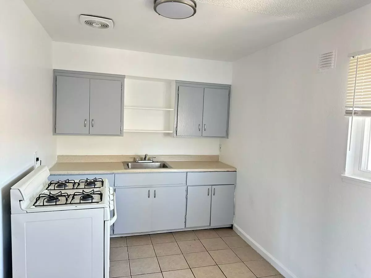 7123 Holly Street, Oakland, CA 94621 photo 3