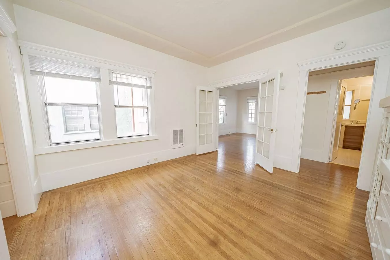 746 Rand Avenue, Oakland, CA 94610 photo 3