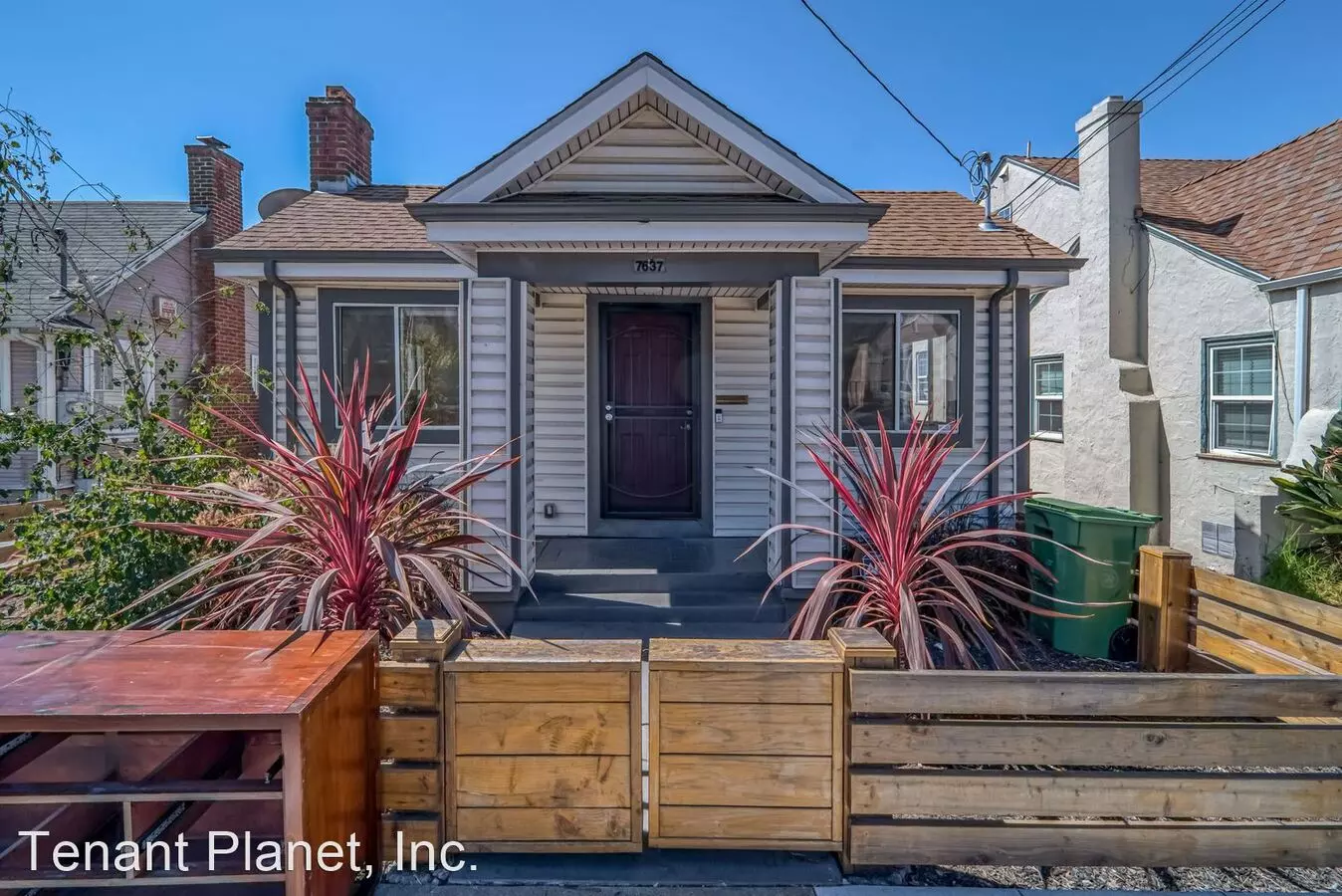 7637 Ney Ave photo 4