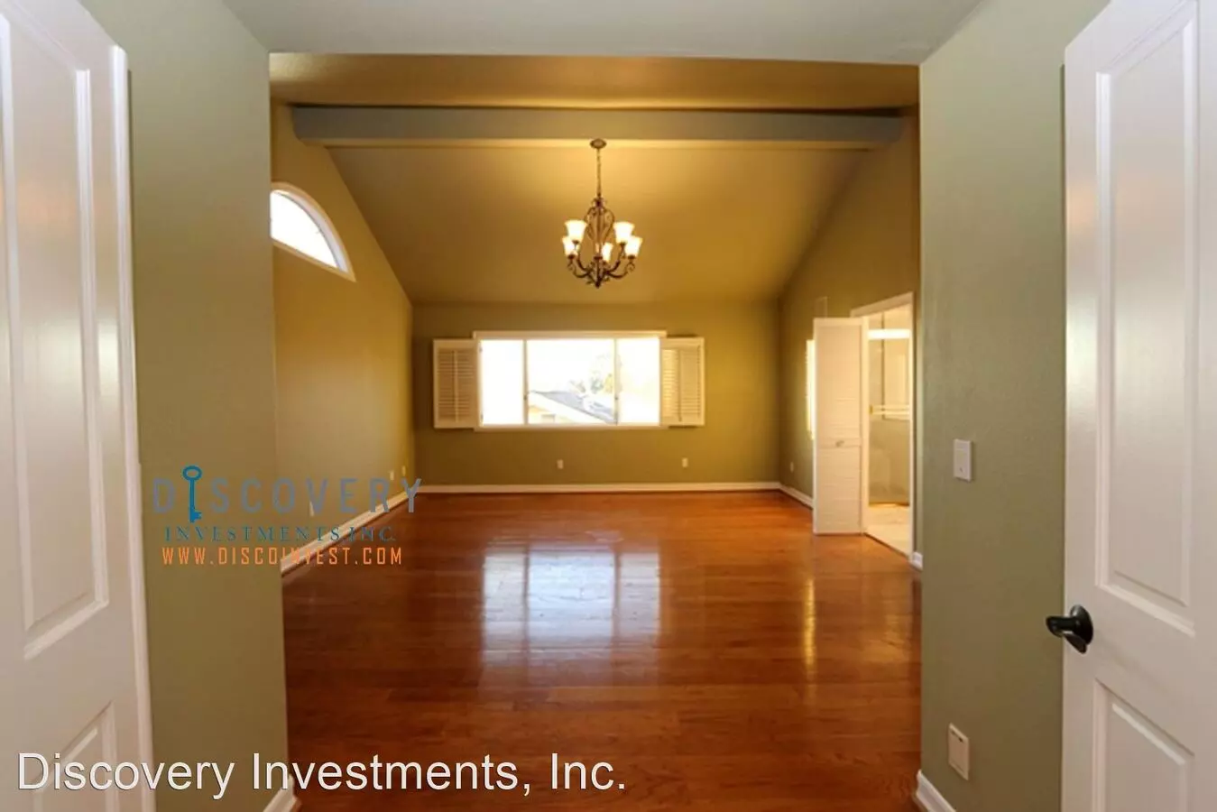 Upper Rockridge Contemporary Mediterranean 3++ Bedroom Home photo 2