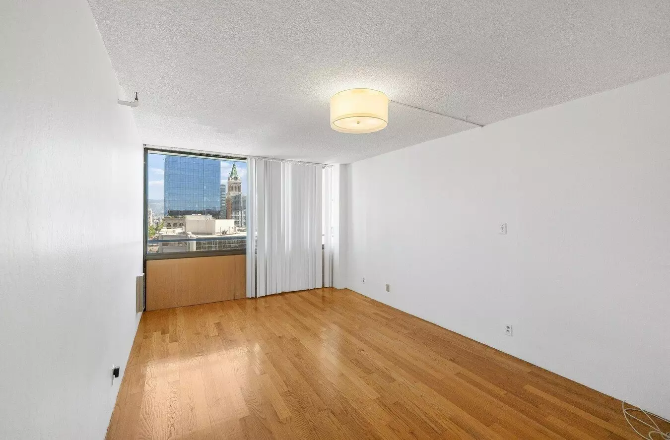 801 Franklin Street - 1 photo 2