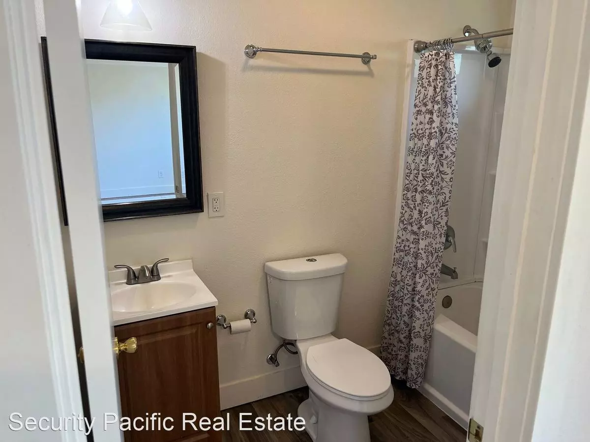 2201 West Street, Oakland, CA 94612 photo 4