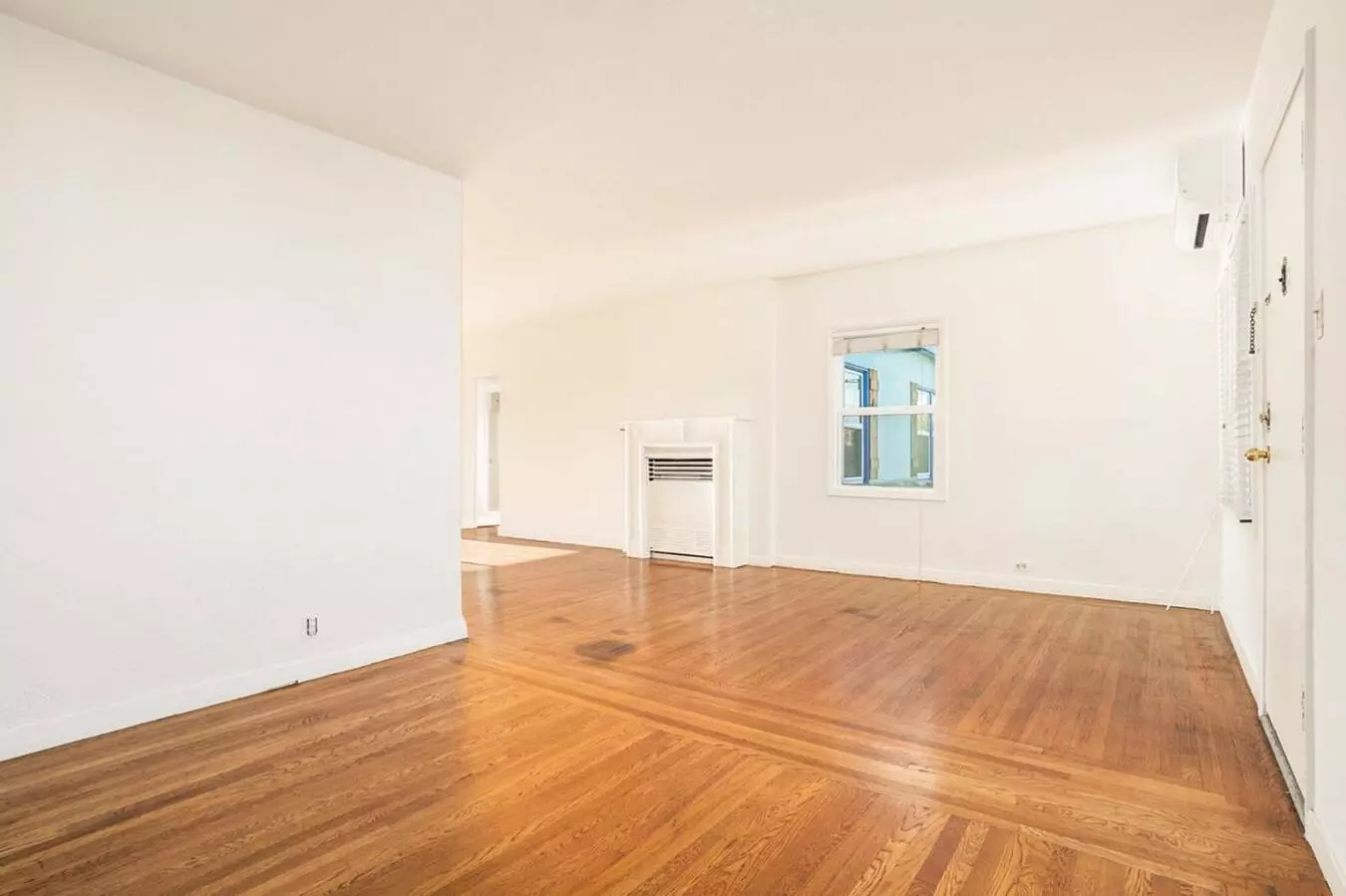 831 East 17th Street, Oakland, CA 94606 photo 2