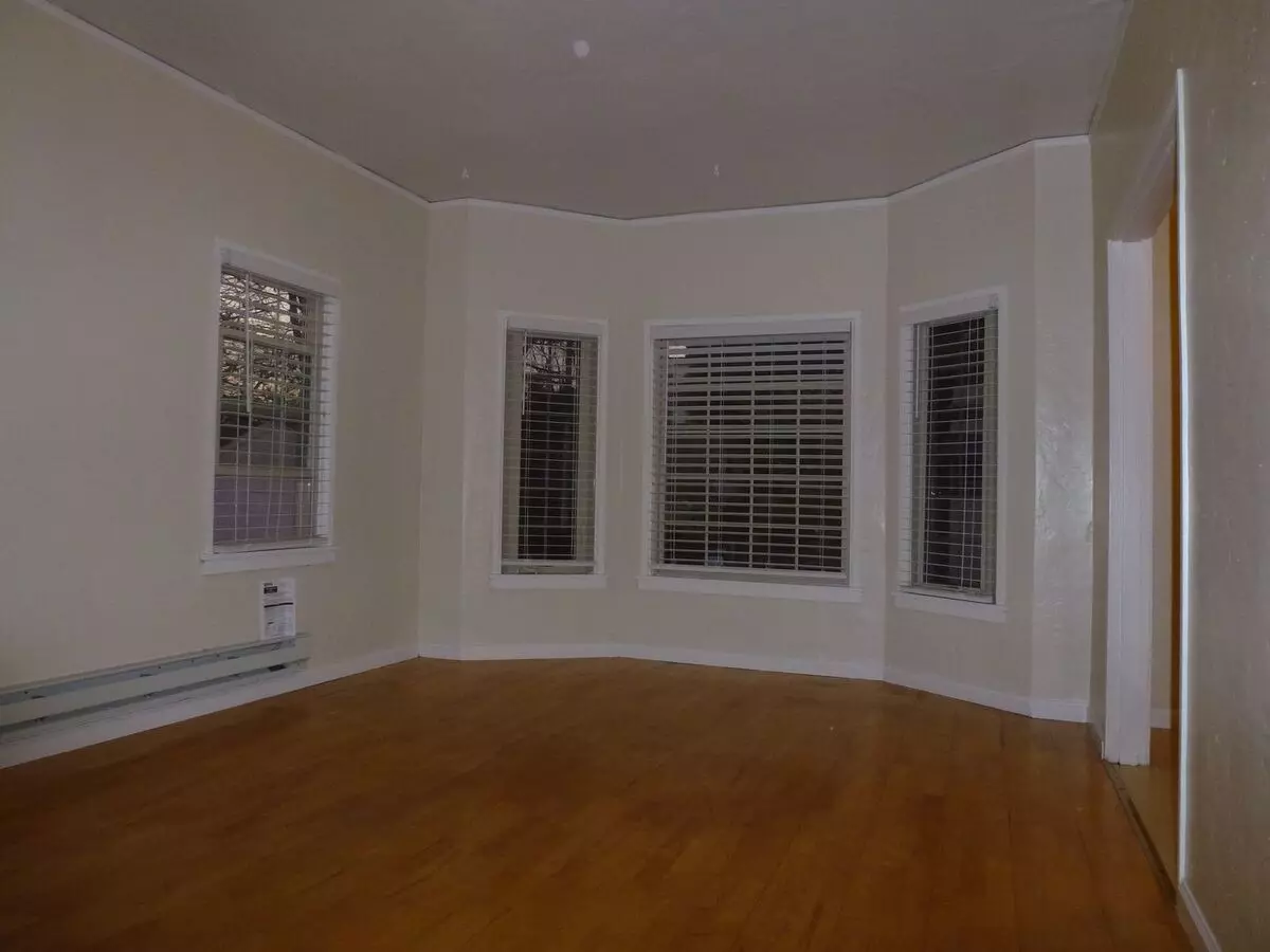 2416 8th Avenue, Oakland, CA 94606 photo 3